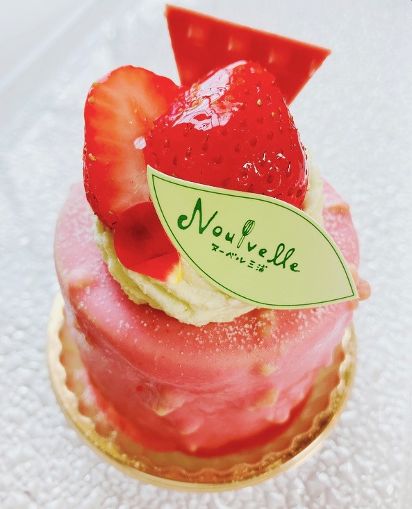 いちごとピスタチオ